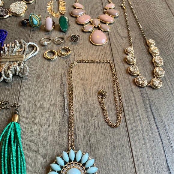 Boho/Beaded Jewelry Lot - Picture 3 of 6